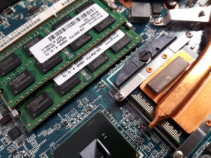 naprawa laptopów asus